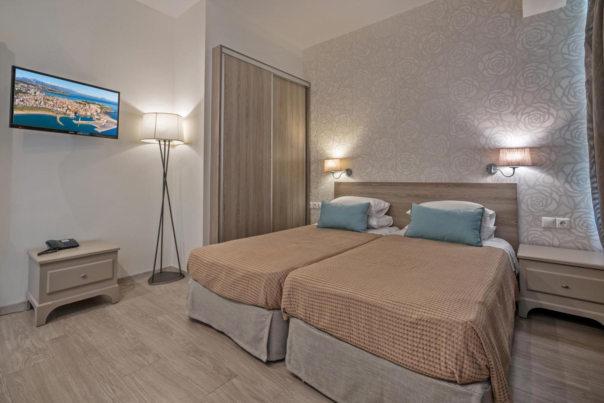 Hotel Lefkoniko & Icarus Apts